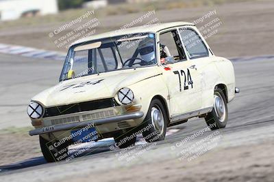 media/Sep-28-2025-24 Hours of Lemons (Sun) [[5dfe0e5f6e]]/12pm (Outside Grapevine)/